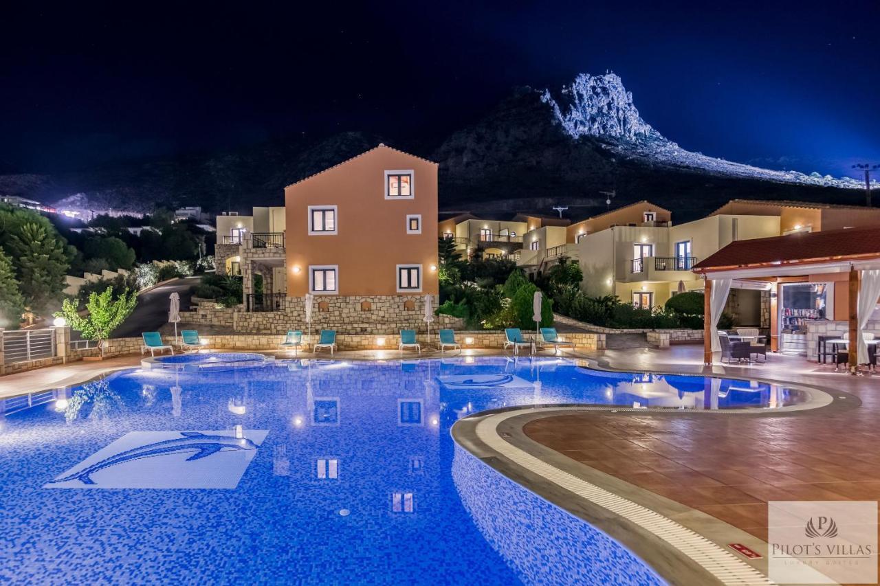 Pilot'S Villas Luxury Suites Hersonissos  Esterno foto