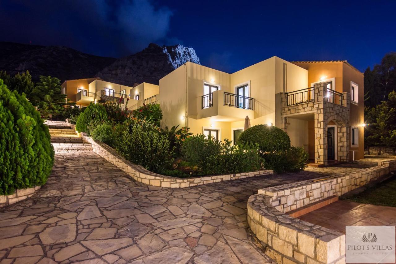 Pilot'S Villas Luxury Suites Hersonissos  Esterno foto
