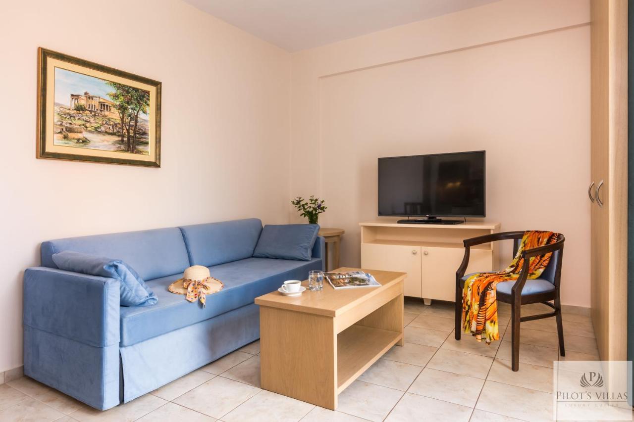 Pilot'S Villas Luxury Suites Hersonissos  Esterno foto