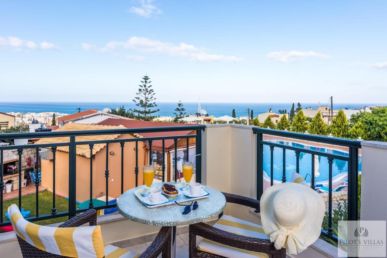 Pilot'S Villas Luxury Suites Hersonissos  Esterno foto