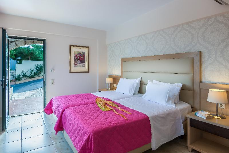 Pilot'S Villas Luxury Suites Hersonissos  Esterno foto