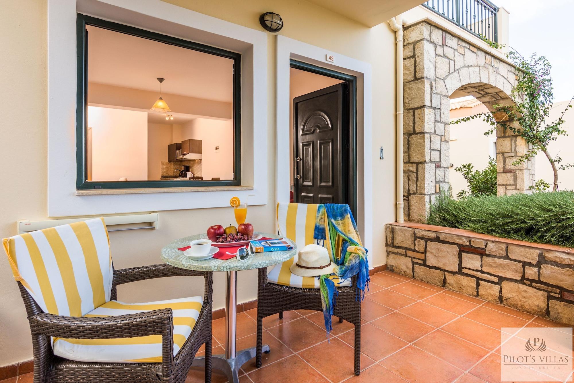 Pilot'S Villas Luxury Suites Hersonissos  Esterno foto