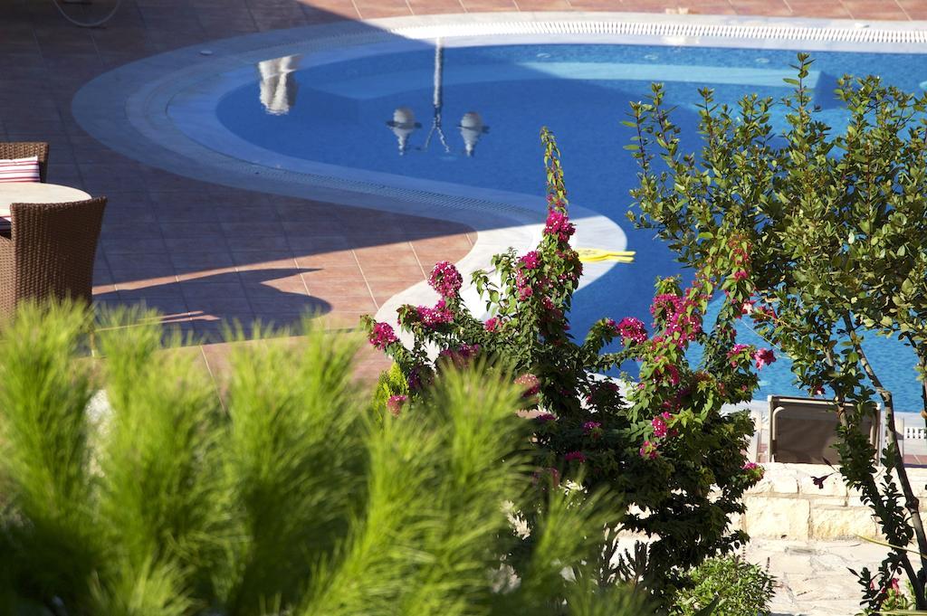 Pilot'S Villas Luxury Suites Hersonissos  Esterno foto
